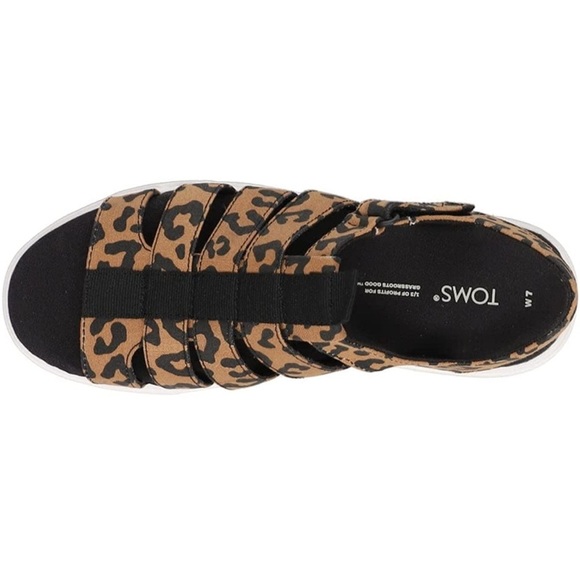 Toms Leopard Fisherman Lug Sandals - Picture 5 of 8
